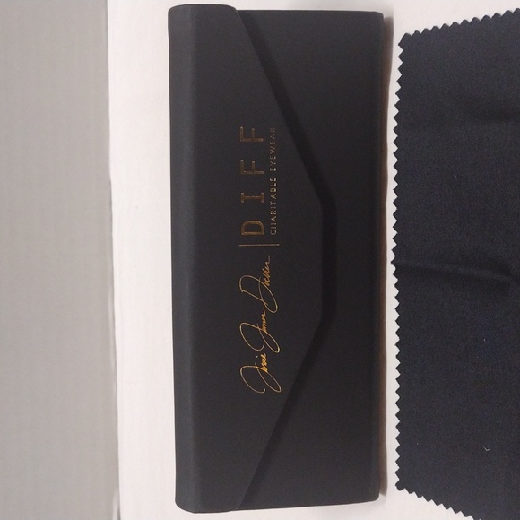 Diff Charitable Black Eyewear Cleaning Cloth Foldable Triangle Case Only EC#43 - Picture 2 of 12